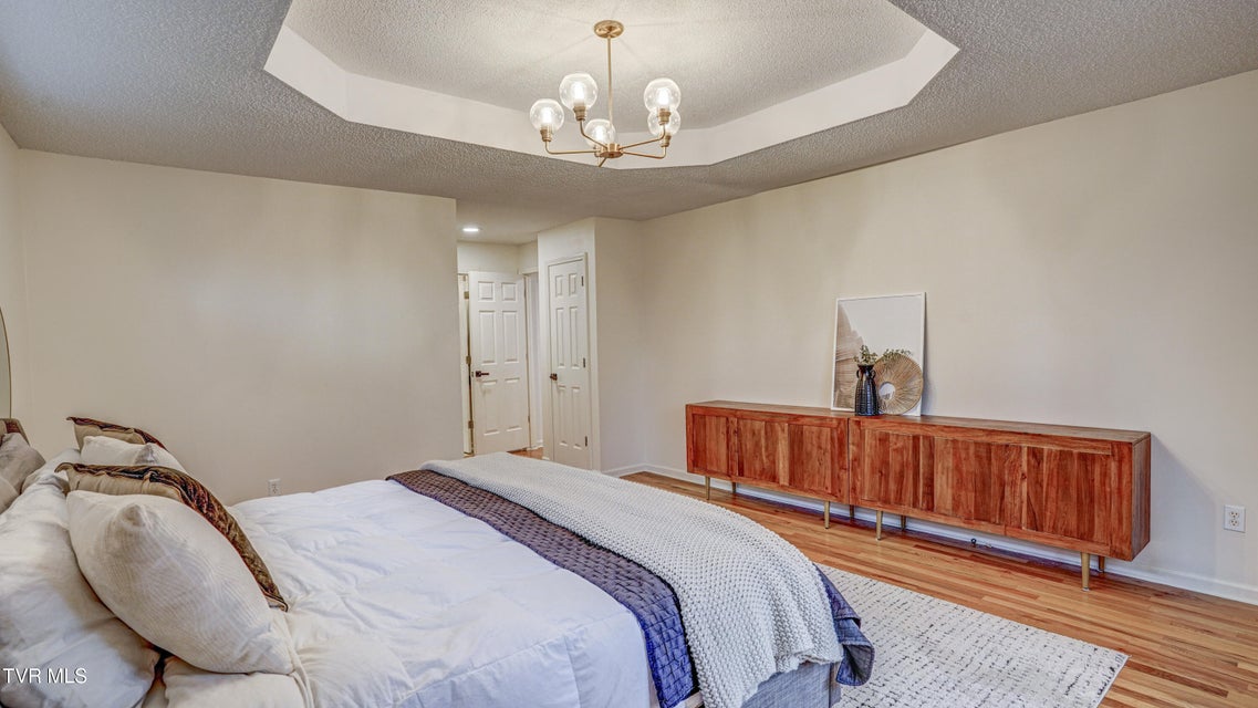 Photo #47: 1018 Laurelwood Drive