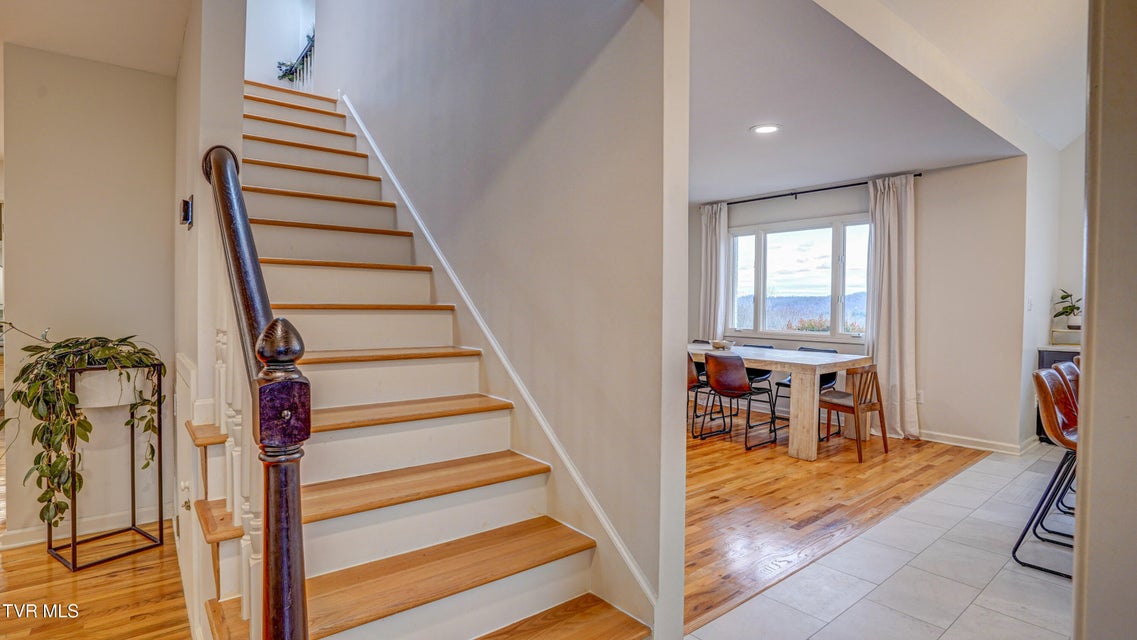 Photo #58: 1018 Laurelwood Drive