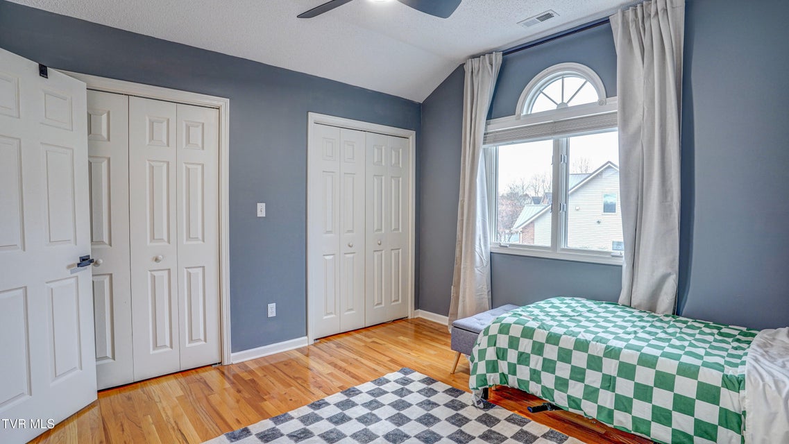 Photo #67: 1018 Laurelwood Drive