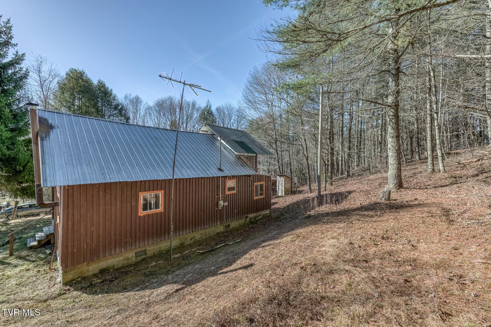 Photo #4: 240 Phil Arnett Road