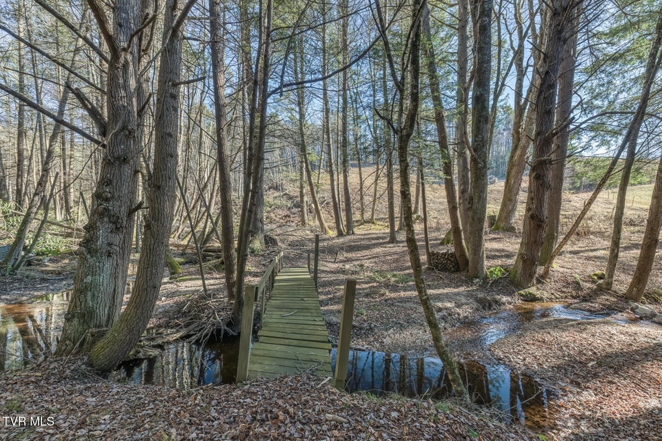 Photo #7: 240 Phil Arnett Road