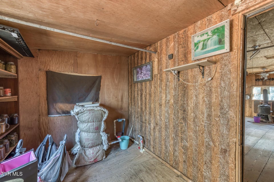 Photo #18: 240 Phil Arnett Road