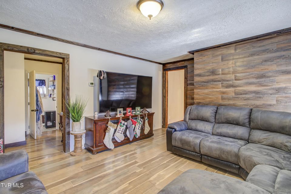 Photo #14: 461 Bunker Hill Road