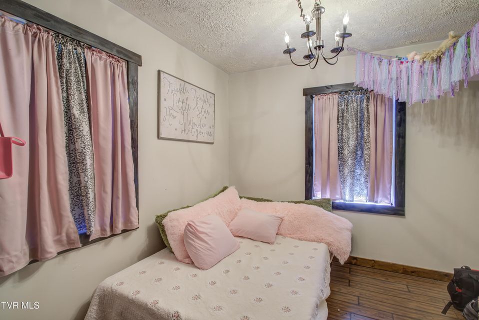 Photo #17: 461 Bunker Hill Road