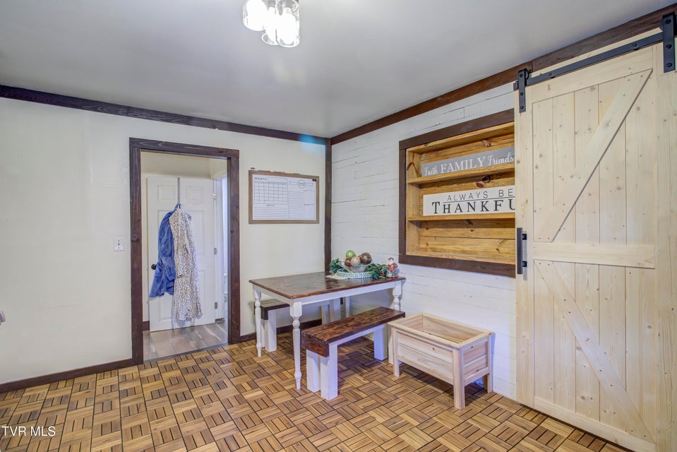 Photo #27: 461 Bunker Hill Road