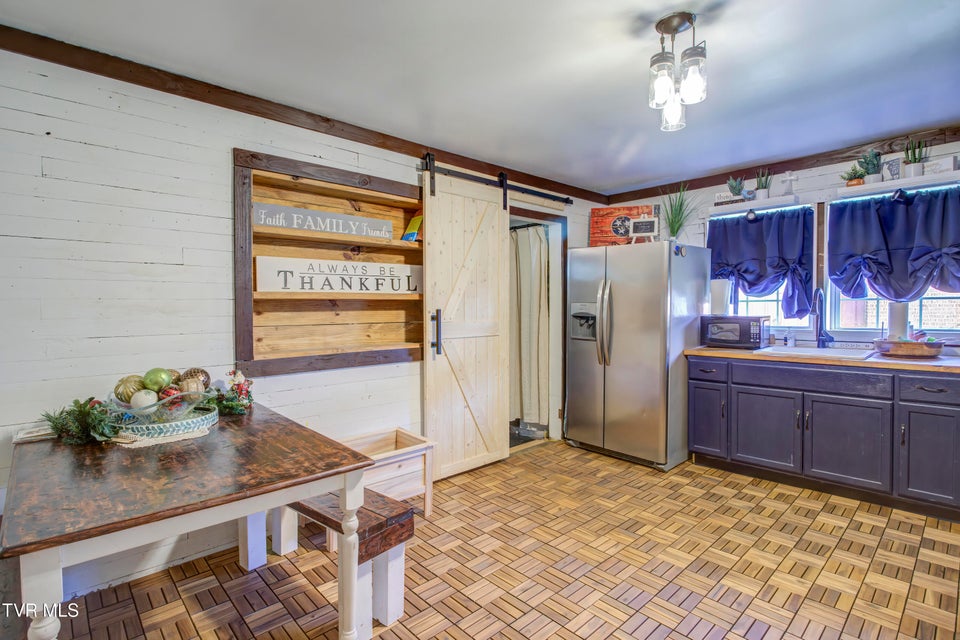 Photo #30: 461 Bunker Hill Road