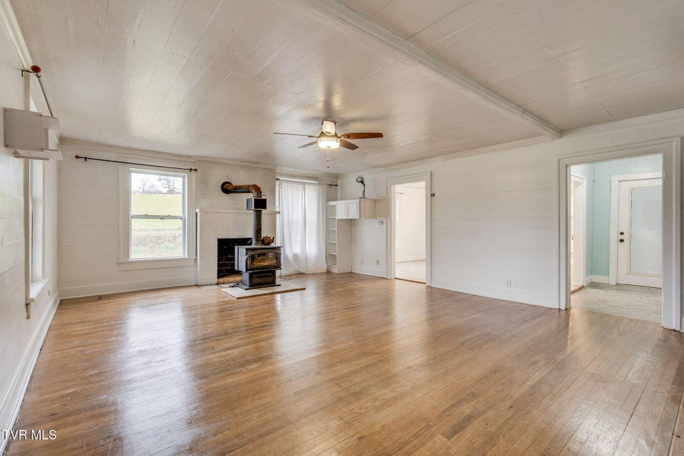 Photo #12: 2149 Siam Road