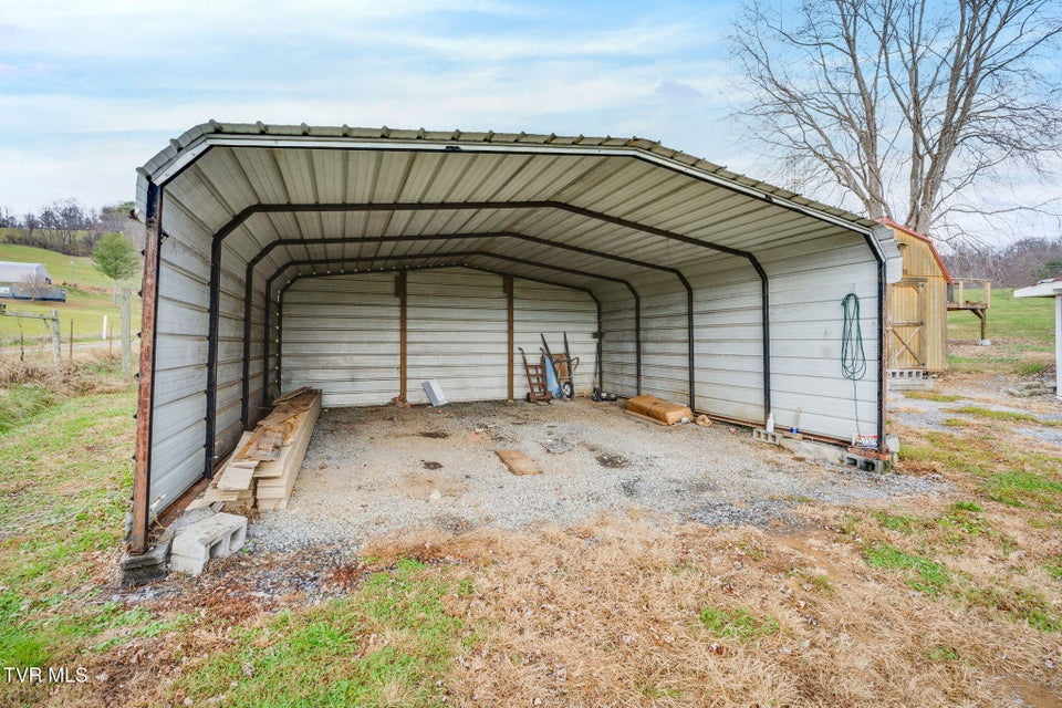 Photo #9: 2149 Siam Road