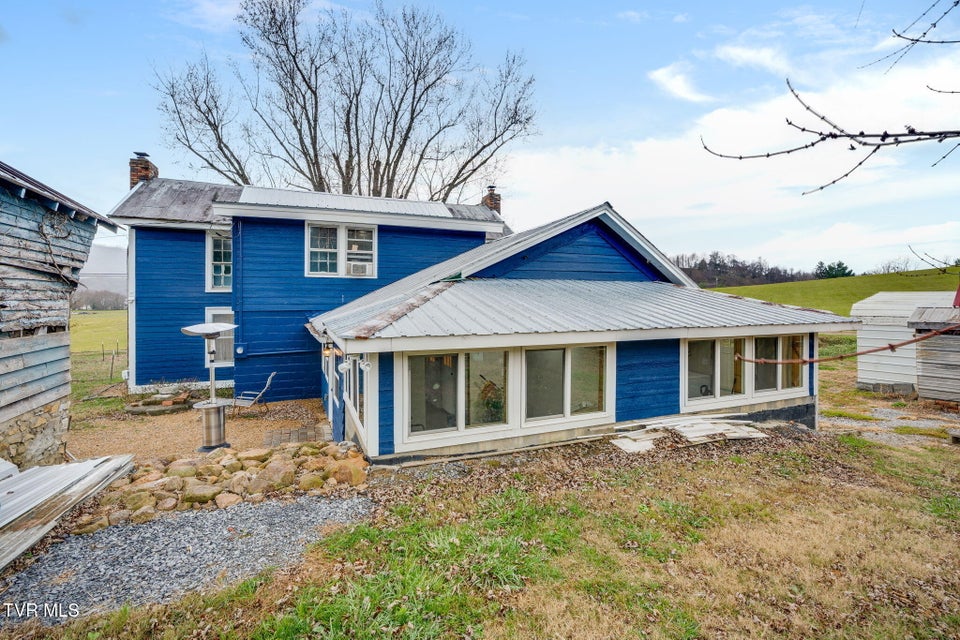 Photo #6: 2149 Siam Road