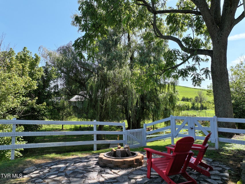 Photo #37: 1005 Old Snapps Ferry Road