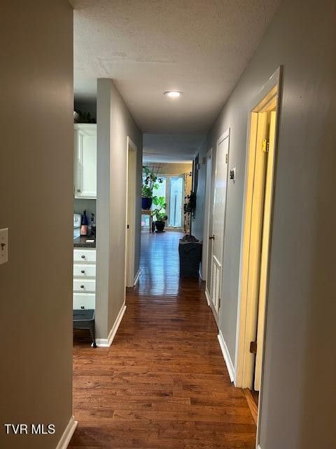 Photo #7: 512 Fleetwood Court