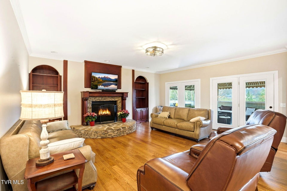 Photo #4: 34 Whitehall 