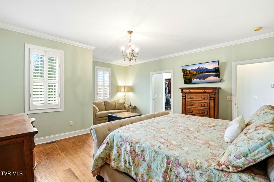 Photo #18: 34 Whitehall 