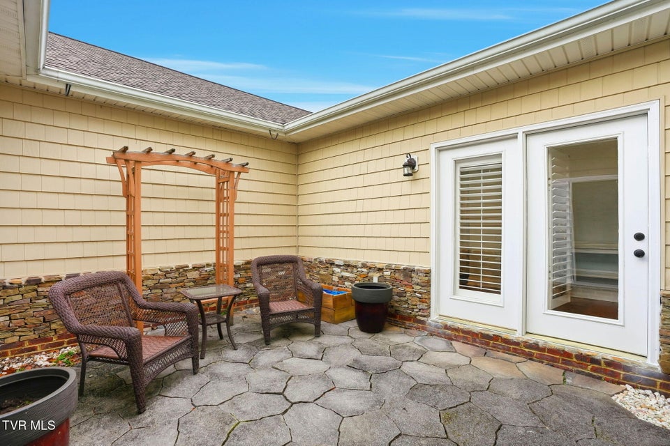 Photo #33: 34 Whitehall 