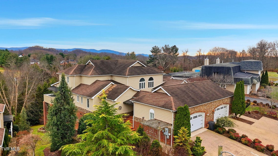 Photo #34: 34 Whitehall 