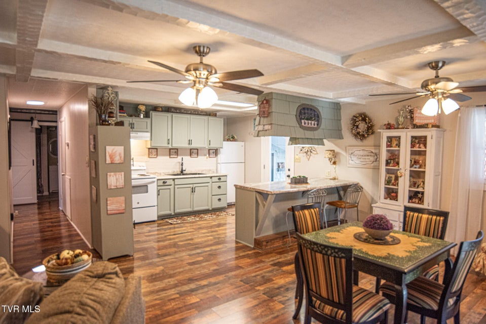 Photo #6: 41829 Wilderness Road