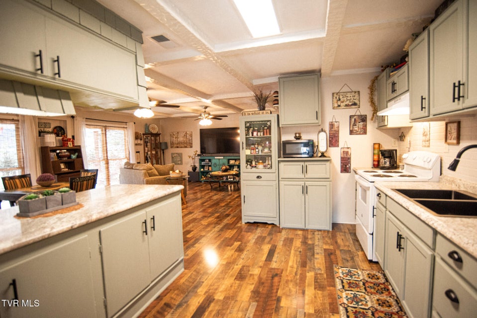 Photo #7: 41829 Wilderness Road