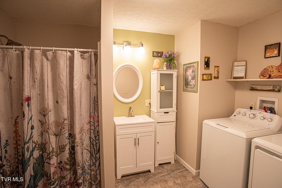 Photo #17: 41829 Wilderness Road