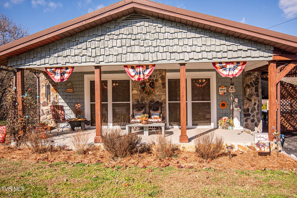 Photo #3: 41829 Wilderness Road