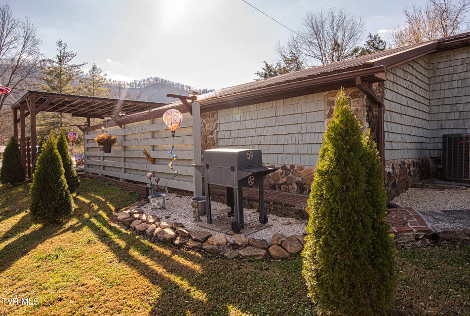 Photo #34: 41829 Wilderness Road