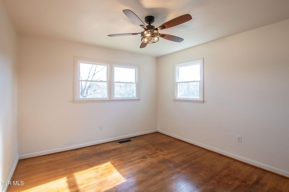 Photo #37: 334 Sinking Springs Road