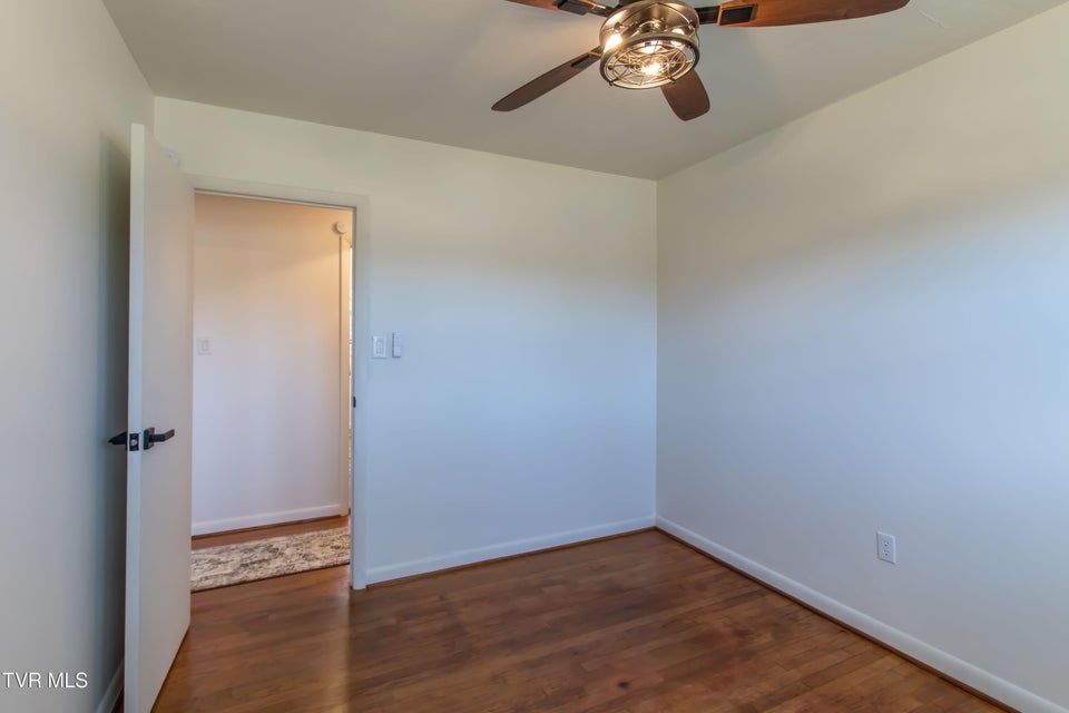 Photo #40: 334 Sinking Springs Road