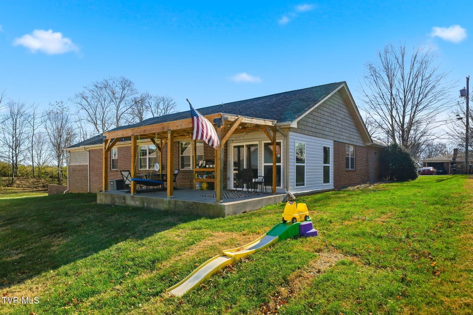 Photo #35: 3102 Lee Drive