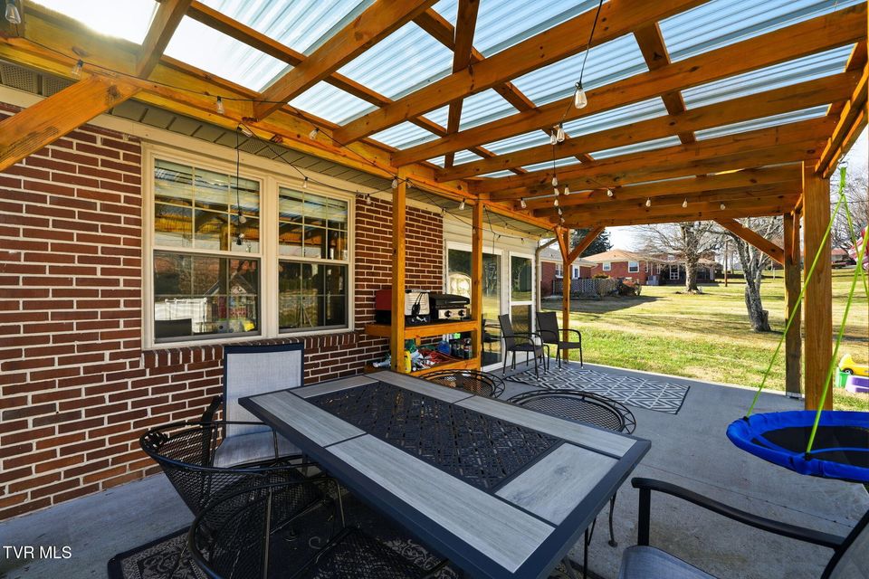 Photo #34: 3102 Lee Drive