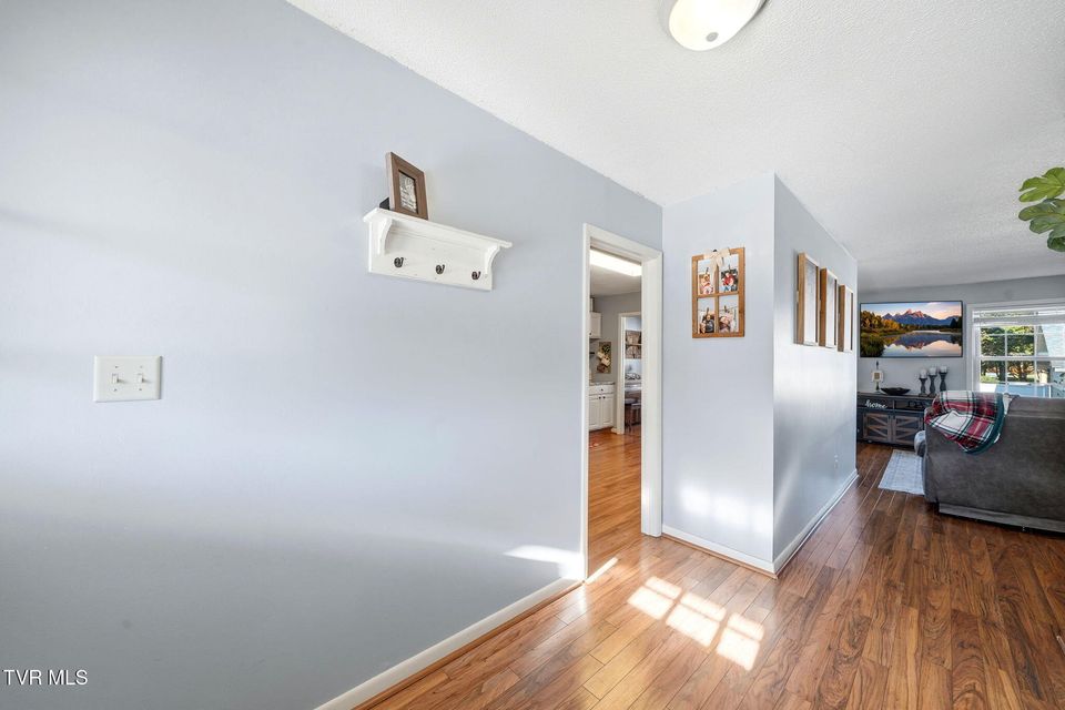 Photo #3: 3102 Lee Drive