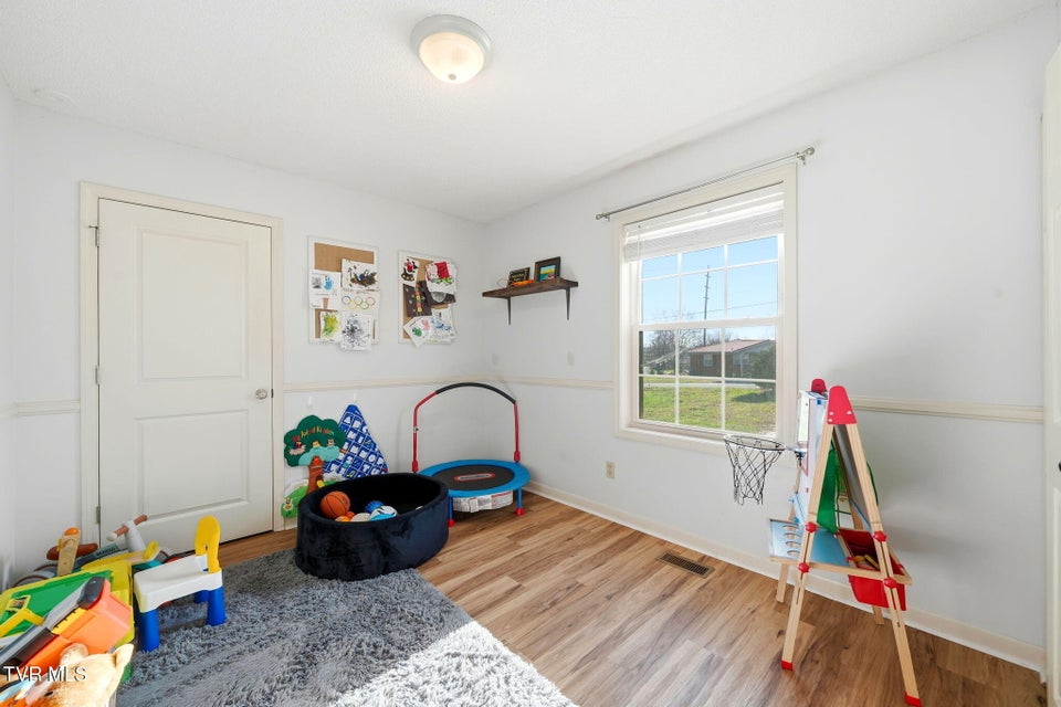 Photo #15: 3102 Lee Drive