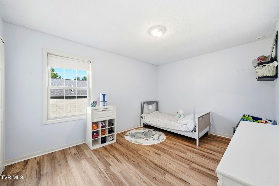 Photo #17: 3102 Lee Drive