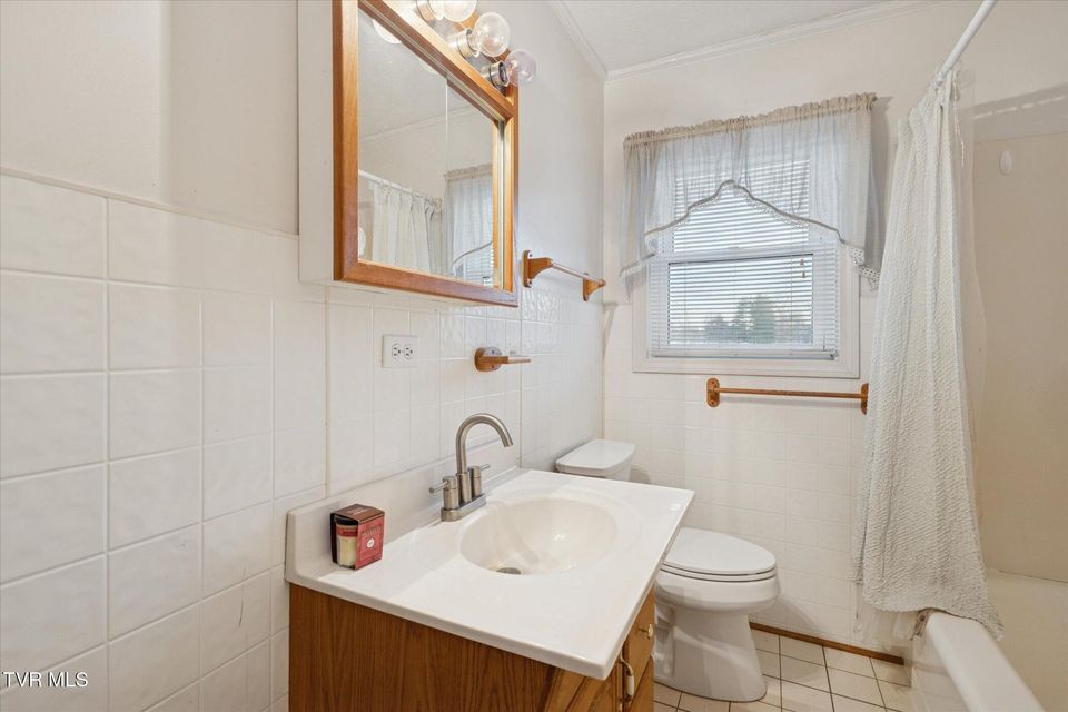 Photo #21: 35 Hermitage Street