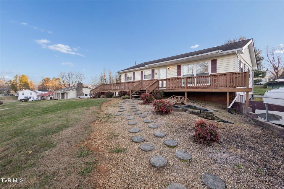 Photo #3: 35 Hermitage Street