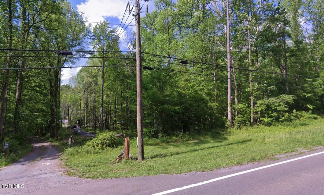 Photo #2: 4115 East Parkway