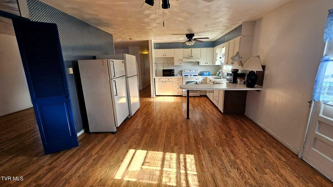 Photo #7: 121 Nolichucky Street