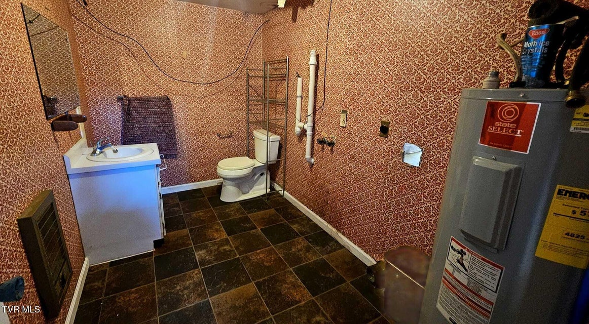 Photo #18: 121 Nolichucky Street