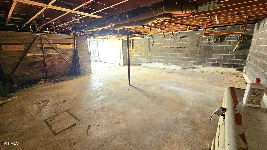 Photo #21: 121 Nolichucky Street