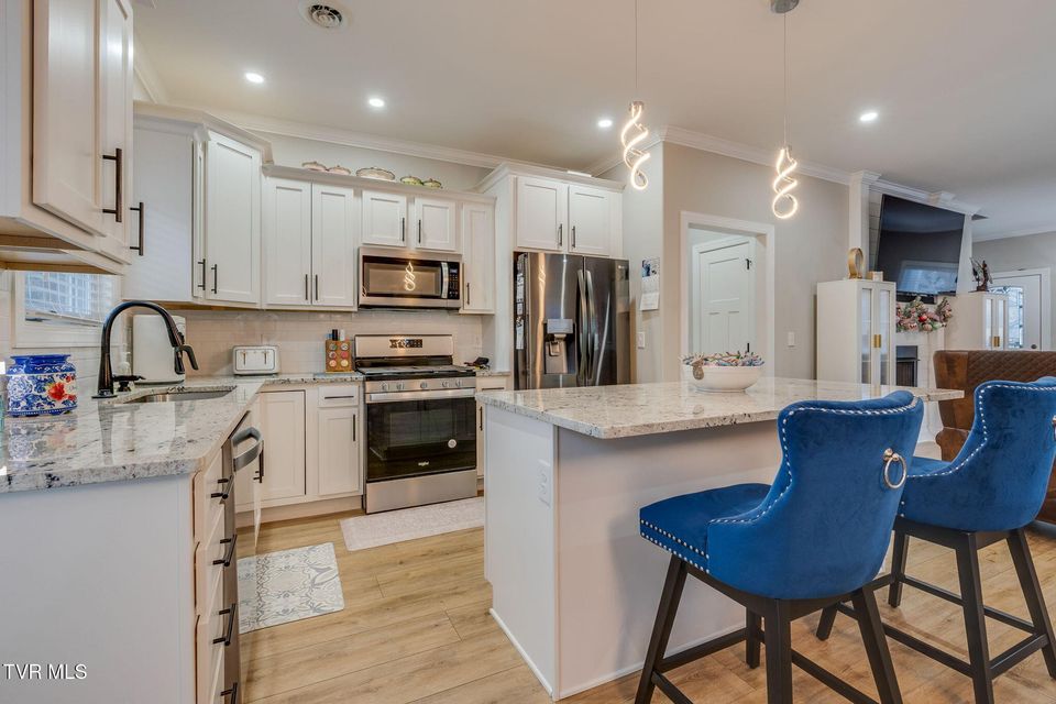 Photo #10: 226 Quiet Stroll Lane