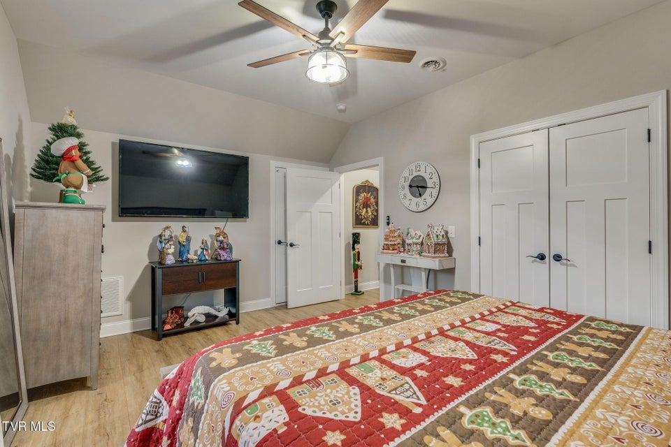 Photo #28: 226 Quiet Stroll Lane