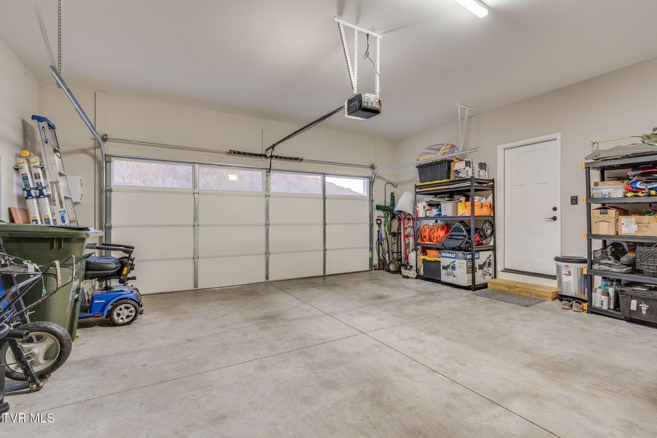 Photo #29: 226 Quiet Stroll Lane