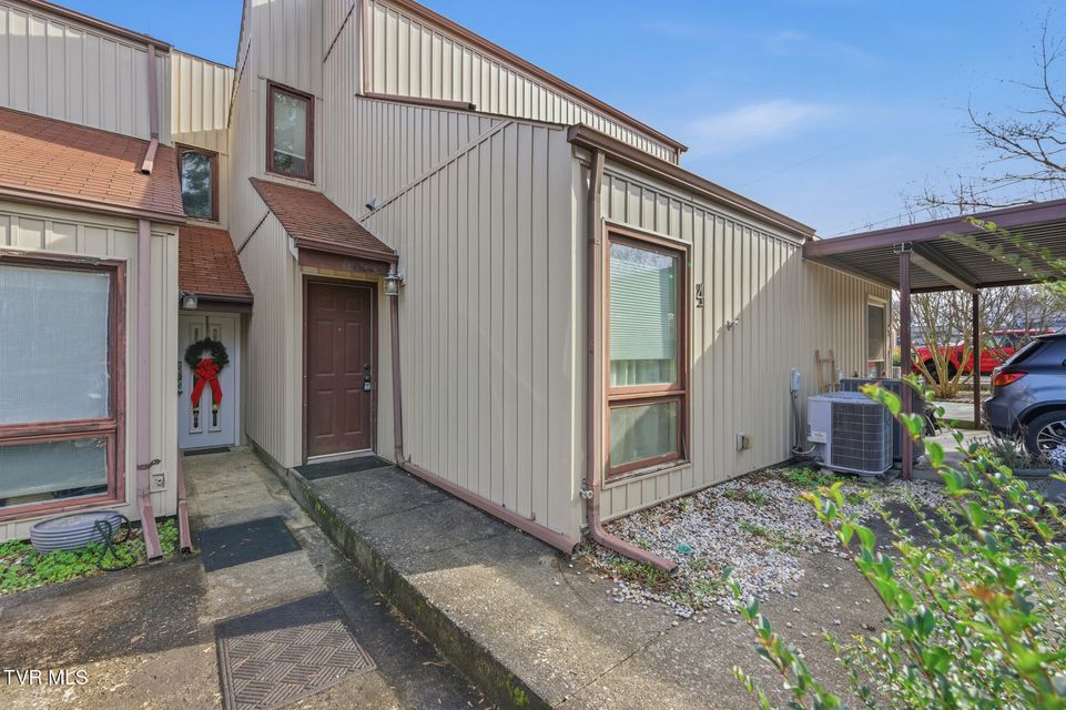 Photo #2: 780 Hamilton Road