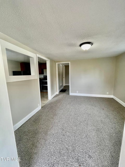 Photo #23: 2412,14,16 Bradley Street