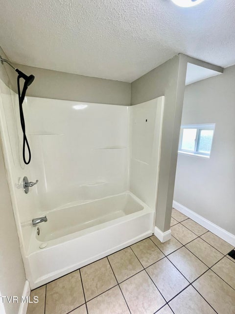 Photo #29: 2412,14,16 Bradley Street