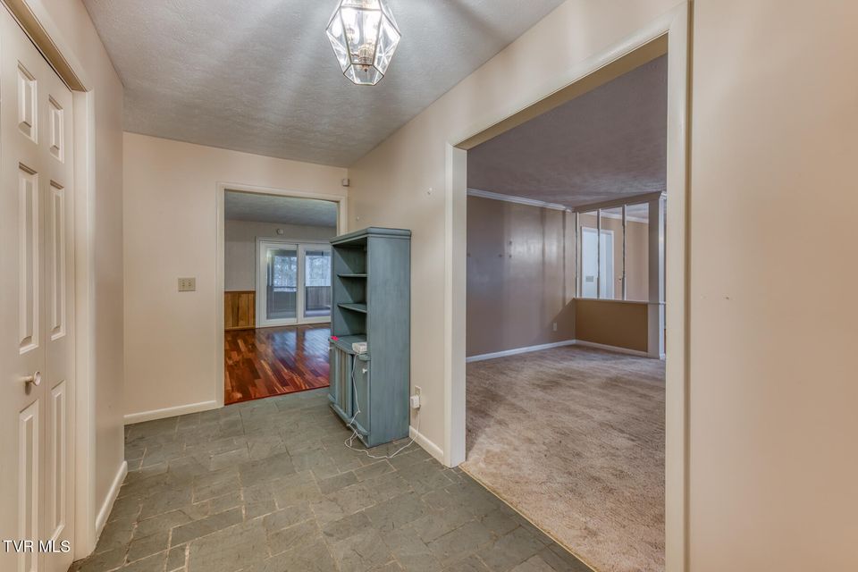 Photo #4: 2204 Nave Drive