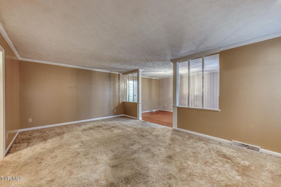 Photo #7: 2204 Nave Drive