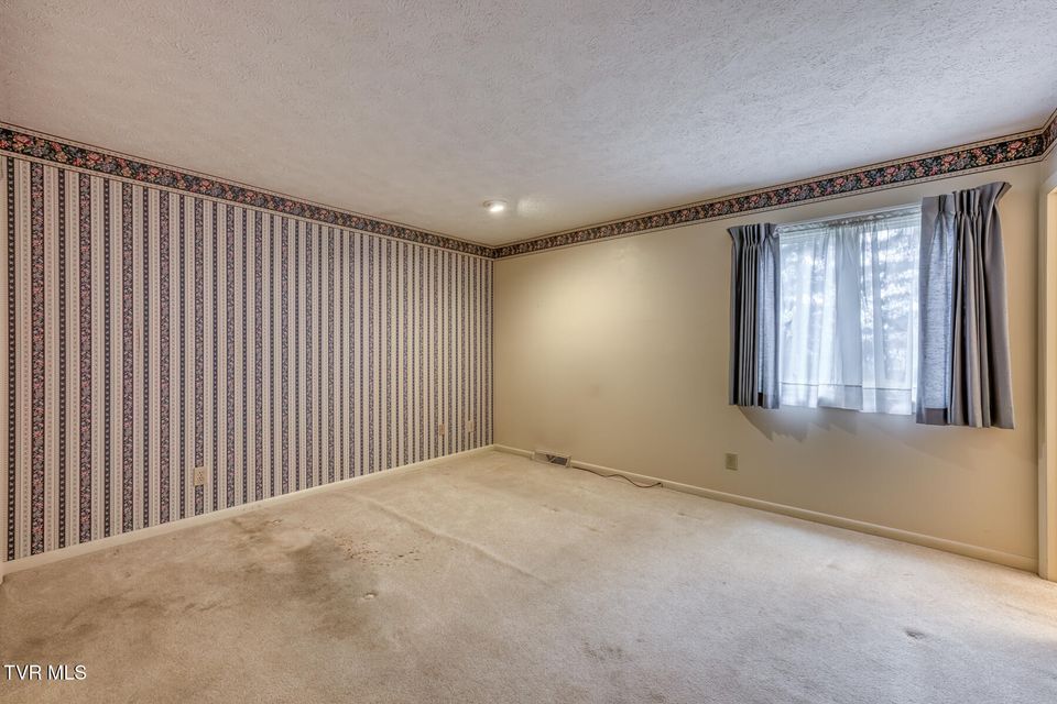 Photo #23: 2204 Nave Drive