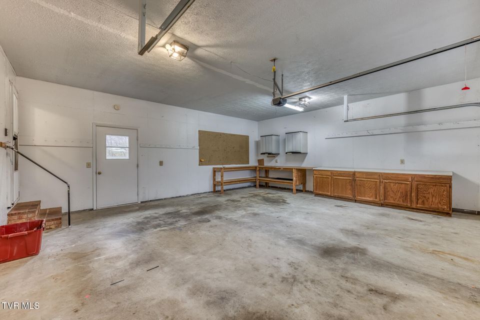 Photo #38: 2204 Nave Drive