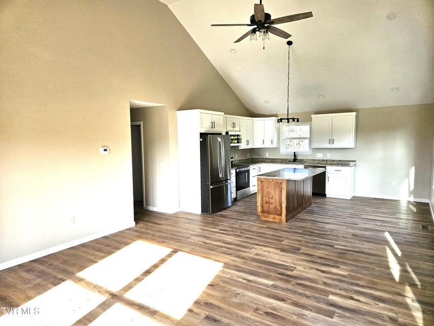 Photo #3: 140 Devils Nose Road