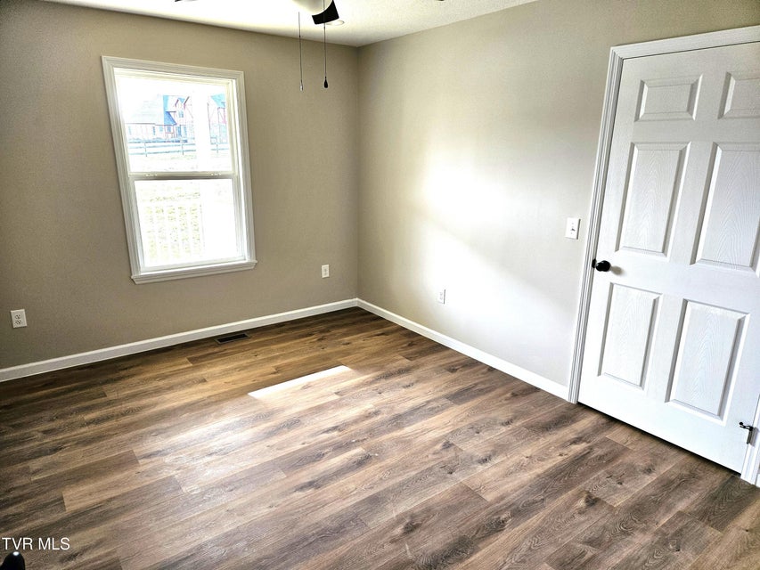 Photo #10: 140 Devils Nose Road