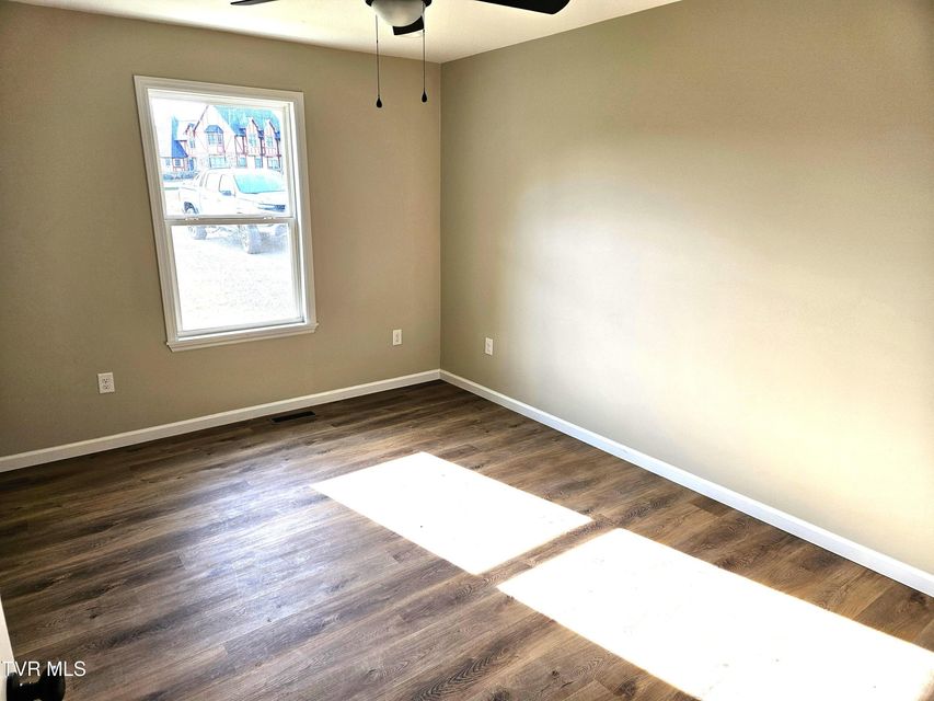 Photo #11: 140 Devils Nose Road